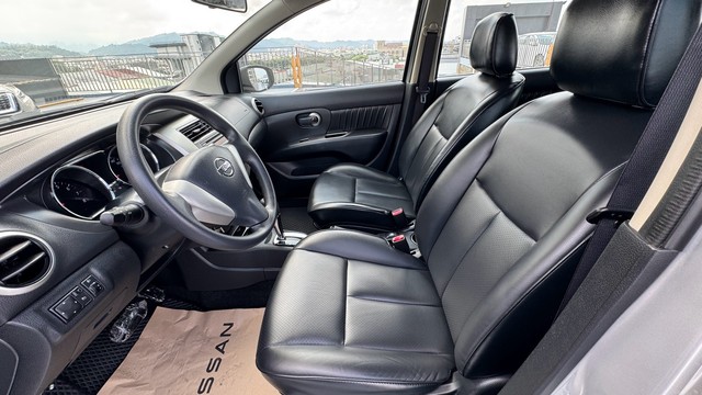 NEW LIVINA 照片 6