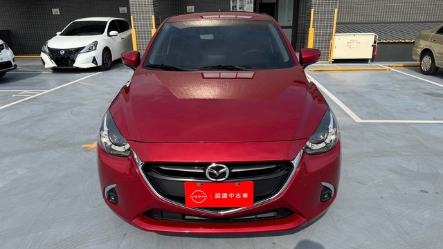 馬自達 MAZDA2 照片 2