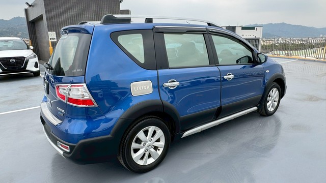NEW LIVINA 照片 3
