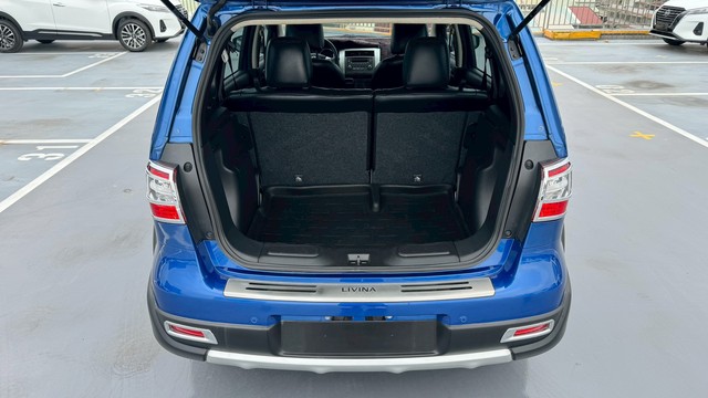 NEW LIVINA 照片 4