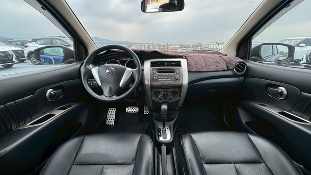 NEW LIVINA 照片 5