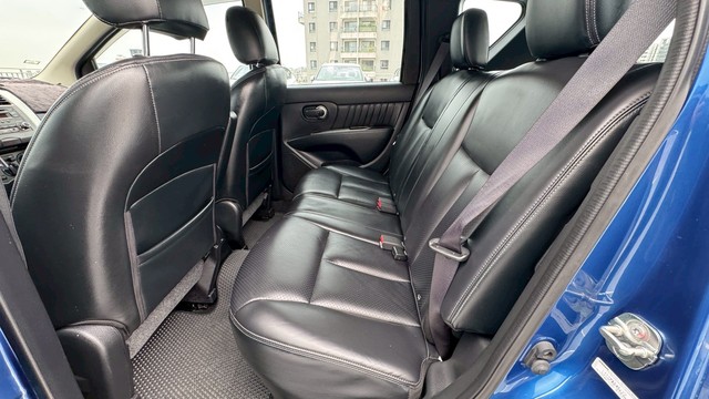NEW LIVINA 照片 7