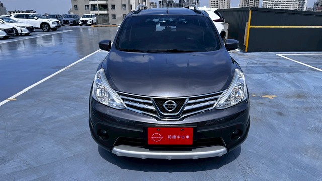 NEW LIVINA 照片 2